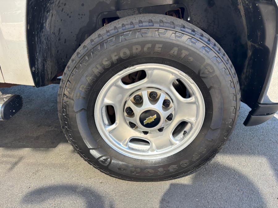 2013 Chevrolet Silverado 2500HD 4WD Ext Cab 144.2" LT, available for sale in New haven, Connecticut | Wilson Maturo Motors. New haven, Connecticut 2013 Chevrolet Silverado 2500HD 4WD Ext Cab 144.2" LT, available for sale in New haven, Connecticut | Wilson Maturo Motors. New haven, Connecticut