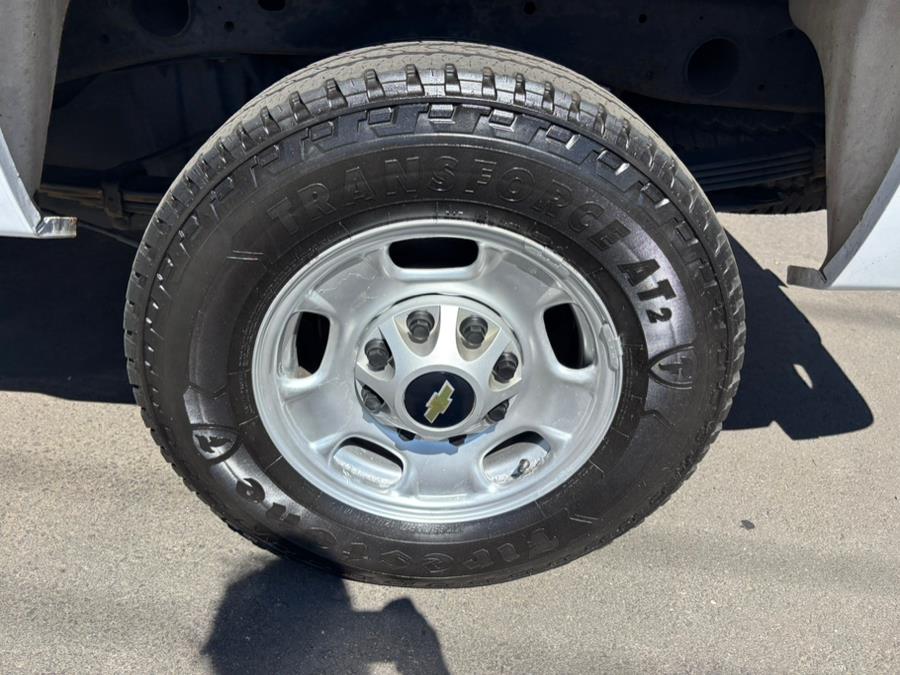2013 Chevrolet Silverado 2500HD 4WD Ext Cab 144.2" LT, available for sale in New haven, Connecticut | Wilson Maturo Motors. New haven, Connecticut 2013 Chevrolet Silverado 2500HD 4WD Ext Cab 144.2" LT, available for sale in New haven, Connecticut | Wilson Maturo Motors. New haven, Connecticut