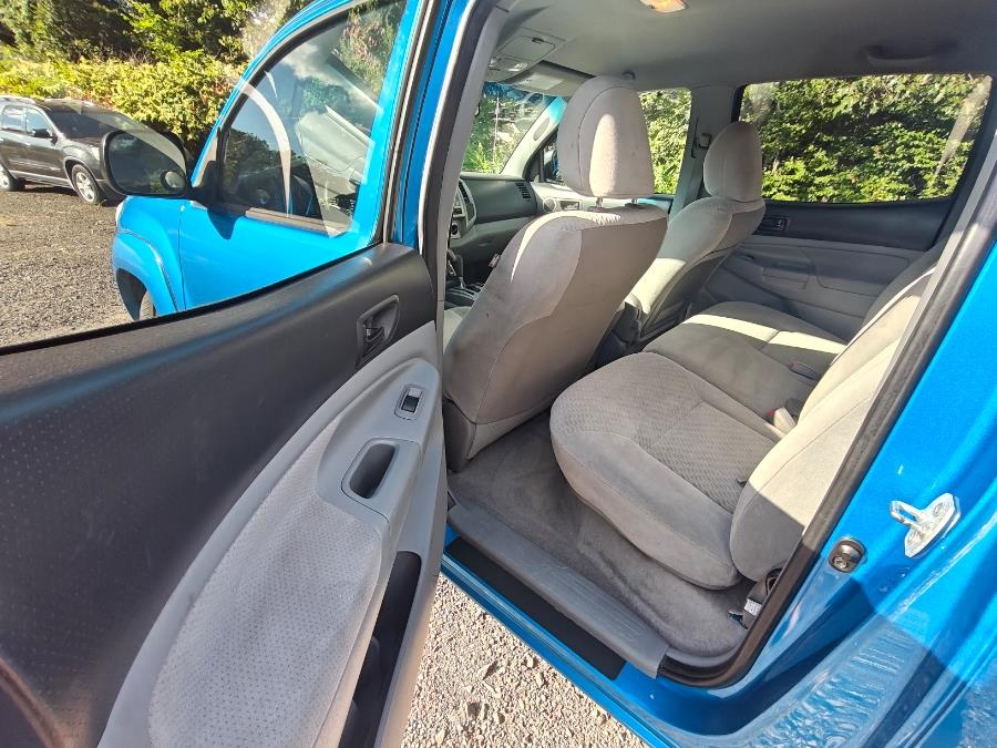 2011 Toyota Tacoma 4WD Double LB V6 AT (Natl), available for sale in South Windsor, Connecticut | Fancy Rides LLC. South Windsor, Connecticut 2011 Toyota Tacoma 4WD Double LB V6 AT (Natl), available for sale in South Windsor, Connecticut | Fancy Rides LLC. South Windsor, Connecticut