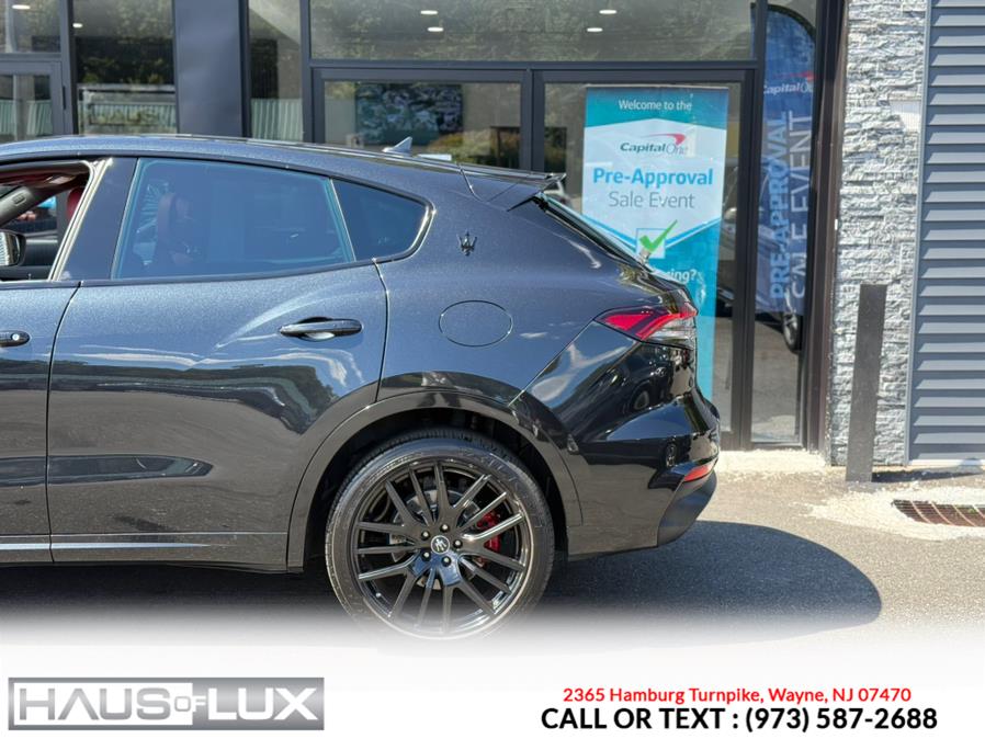 2022 Maserati Levante Modena photo 14