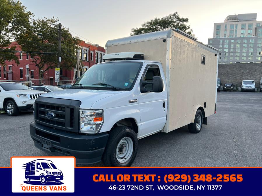 2022 Ford E-Series Cutaway Base