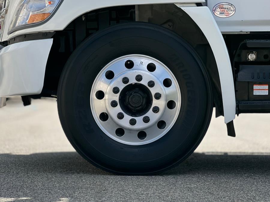 2018 HINO 268A 26FT SUPREME BOX/MAXON LIFTGATE NON CDL, available for sale in Paterson, New Jersey | Speedway Commercial Motors LLC. Paterson, New Jersey 2018 HINO 268A 26FT SUPREME BOX/MAXON LIFTGATE NON CDL, available for sale in Paterson, New Jersey | Speedway Commercial Motors LLC. Paterson, New Jersey
