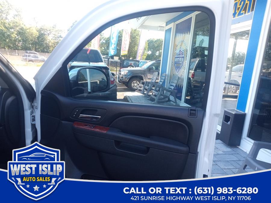 2013 Chevrolet Suburban 4WD 4dr 1500 LTZ, available for sale in West Islip, New York | West Islip Auto Sales. West Islip, New York 2013 Chevrolet Suburban 4WD 4dr 1500 LTZ, available for sale in West Islip, New York | West Islip Auto Sales. West Islip, New York