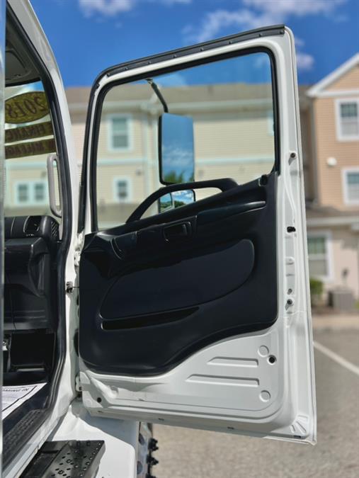 2018 HINO 268A 26FT SUPREME BOX/MAXON LIFTGATE NON CDL, available for sale in Paterson, New Jersey | Speedway Motors LLC. Paterson, New Jersey 2018 HINO 268A 26FT SUPREME BOX/MAXON LIFTGATE NON CDL, available for sale in Paterson, New Jersey | Speedway Motors LLC. Paterson, New Jersey