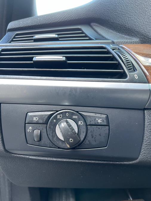 2014 BMW X6 AWD 4dr xDrive35i, available for sale in Bloomfield, Connecticut | AXA Car Sales and Repair LLC. Bloomfield, Connecticut 2014 BMW X6 AWD 4dr xDrive35i, available for sale in Bloomfield, Connecticut | AXA Car Sales and Repair LLC. Bloomfield, Connecticut