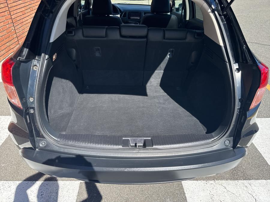 2016 Honda HR-V AWD 4dr EX-L w/Navi, available for sale in Waterbury, Connecticut | National Auto Brokers, Inc.. Waterbury, Connecticut 2016 Honda HR-V AWD 4dr EX-L w/Navi, available for sale in Waterbury, Connecticut | National Auto Brokers, Inc.. Waterbury, Connecticut