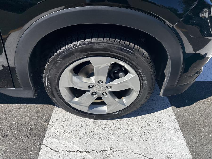 2016 Honda HR-V AWD 4dr EX-L w/Navi, available for sale in Waterbury, Connecticut | National Auto Brokers, Inc.. Waterbury, Connecticut 2016 Honda HR-V AWD 4dr EX-L w/Navi, available for sale in Waterbury, Connecticut | National Auto Brokers, Inc.. Waterbury, Connecticut