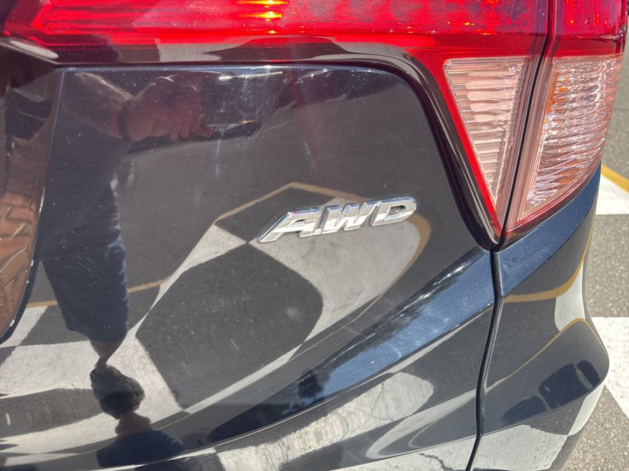 2016 Honda HR-V AWD 4dr EX-L w/Navi, available for sale in Waterbury, Connecticut | National Auto Brokers, Inc.. Waterbury, Connecticut 2016 Honda HR-V AWD 4dr EX-L w/Navi, available for sale in Waterbury, Connecticut | National Auto Brokers, Inc.. Waterbury, Connecticut