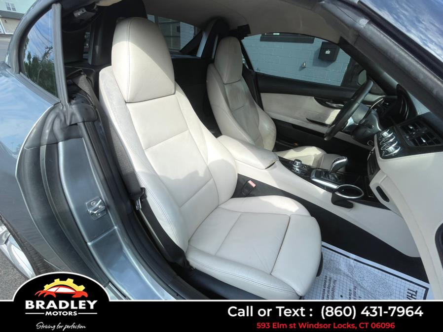 2010 BMW Z4 sDrive35i OEM+, available for sale in Windsor Locks, Connecticut | Bradley Motors Inc. Windsor Locks, Connecticut 2010 BMW Z4 sDrive35i OEM+, available for sale in Windsor Locks, Connecticut | Bradley Motors Inc. Windsor Locks, Connecticut