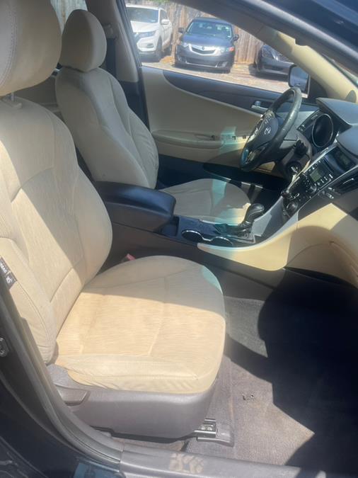 2011 Hyundai Sonata 4dr Sdn 2.4L Man GLS *Ltd Avail*, available for sale in New Haven, Connecticut | Angela’s Auto Emporium LLC. New Haven, Connecticut 2011 Hyundai Sonata 4dr Sdn 2.4L Man GLS *Ltd Avail*, available for sale in New Haven, Connecticut | Angela’s Auto Emporium LLC. New Haven, Connecticut