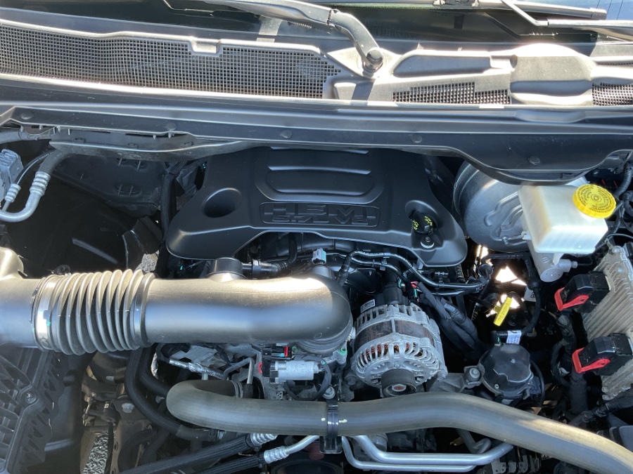 2022 Ram 1500 Limited 4x4 Crew Cab 5''7" Box, available for sale in Waterbury, Connecticut | Jim Juliani Motors. Waterbury, Connecticut 2022 Ram 1500 Limited 4x4 Crew Cab 5''7" Box, available for sale in Waterbury, Connecticut | Jim Juliani Motors. Waterbury, Connecticut