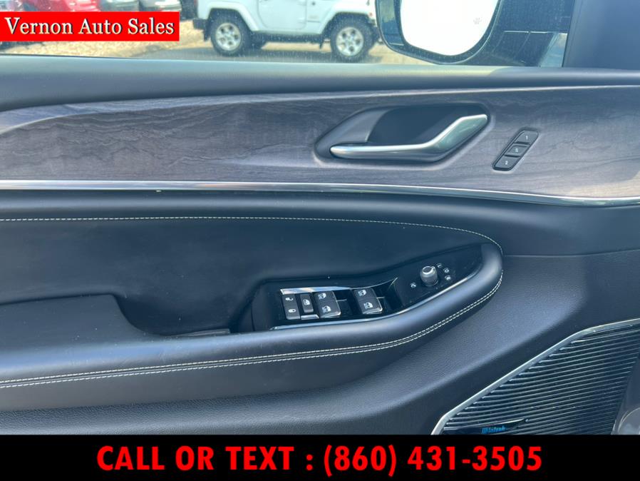 2022 Jeep Grand Cherokee L Overland 4x4, available for sale in Manchester, Connecticut | Vernon Auto Sale & Service. Manchester, Connecticut 2022 Jeep Grand Cherokee L Overland 4x4, available for sale in Manchester, Connecticut | Vernon Auto Sale & Service. Manchester, Connecticut
