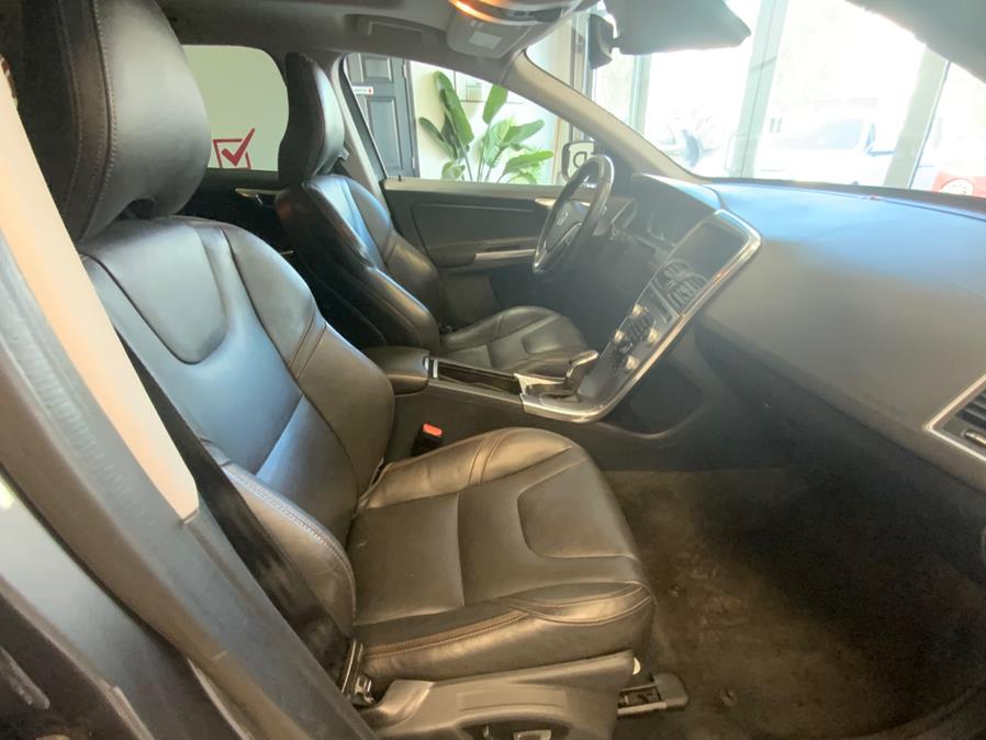 2017 Volvo XC60 T5 AWD Dynamic, available for sale in Hartford, Connecticut | Franklin Motors Auto Sales LLC. Hartford, Connecticut 2017 Volvo XC60 T5 AWD Dynamic, available for sale in Hartford, Connecticut | Franklin Motors Auto Sales LLC. Hartford, Connecticut