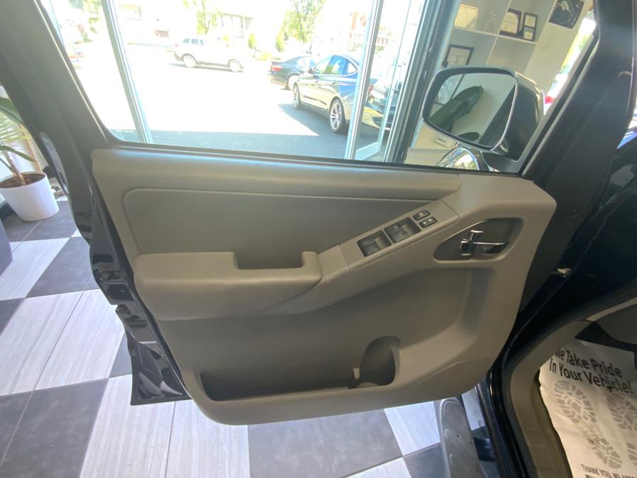 2013 Nissan Frontier 4WD Crew Cab SWB Auto SL, available for sale in Hartford, Connecticut | Franklin Motors Auto Sales LLC. Hartford, Connecticut 2013 Nissan Frontier 4WD Crew Cab SWB Auto SL, available for sale in Hartford, Connecticut | Franklin Motors Auto Sales LLC. Hartford, Connecticut