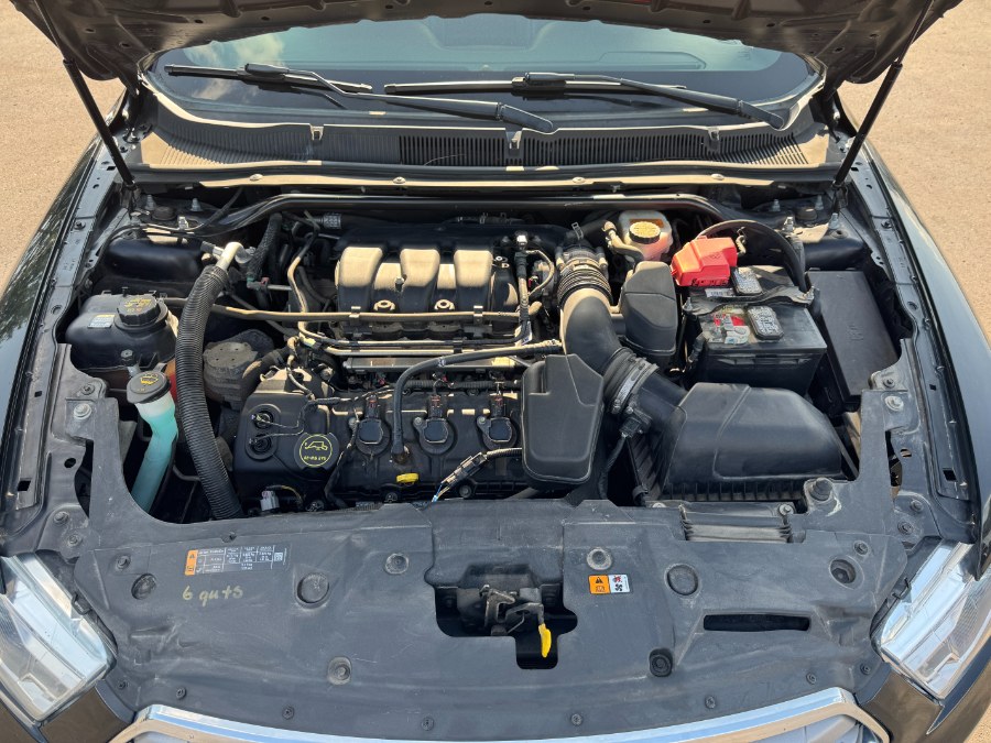 2014 Ford Taurus 4dr Sdn SEL FWD, available for sale in Ortonville, Michigan | Marsh Auto Sales LLC. Ortonville, Michigan 2014 Ford Taurus 4dr Sdn SEL FWD, available for sale in Ortonville, Michigan | Marsh Auto Sales LLC. Ortonville, Michigan