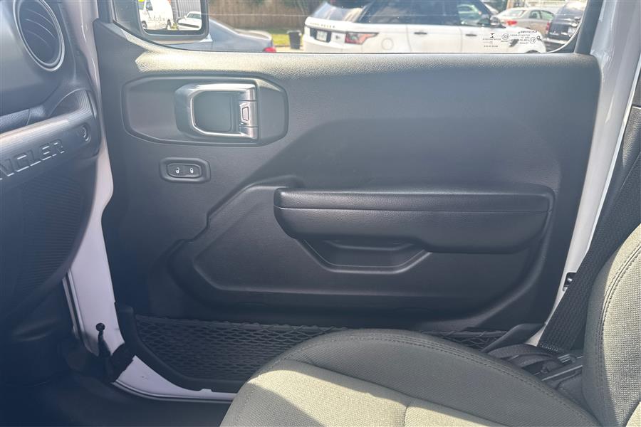 2021 Jeep Wrangler Unlimited Freedom 4x4 *Ltd Avail*, available for sale in Lindenhurst, New York | Power Motor Group. Lindenhurst, New York 2021 Jeep Wrangler Unlimited Freedom 4x4 *Ltd Avail*, available for sale in Lindenhurst, New York | Power Motor Group. Lindenhurst, New York