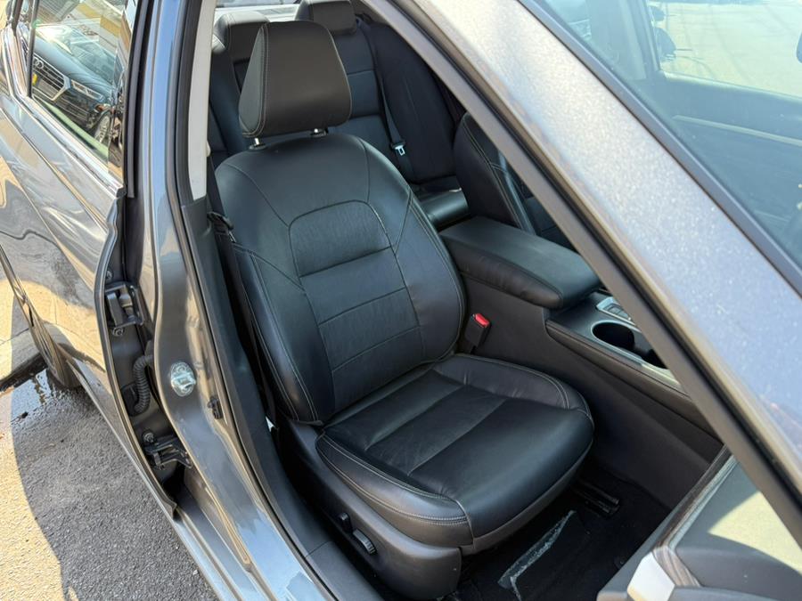 2019 Nissan Altima 2.5 SL Sedan, available for sale in Brooklyn, New York | Worlds Best Auto Inc. Brooklyn, New York 2019 Nissan Altima 2.5 SL Sedan, available for sale in Brooklyn, New York | Worlds Best Auto Inc. Brooklyn, New York