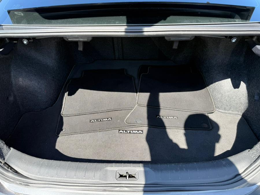 2019 Nissan Altima 2.5 SL Sedan, available for sale in Brooklyn, New York | Worlds Best Auto Inc. Brooklyn, New York 2019 Nissan Altima 2.5 SL Sedan, available for sale in Brooklyn, New York | Worlds Best Auto Inc. Brooklyn, New York