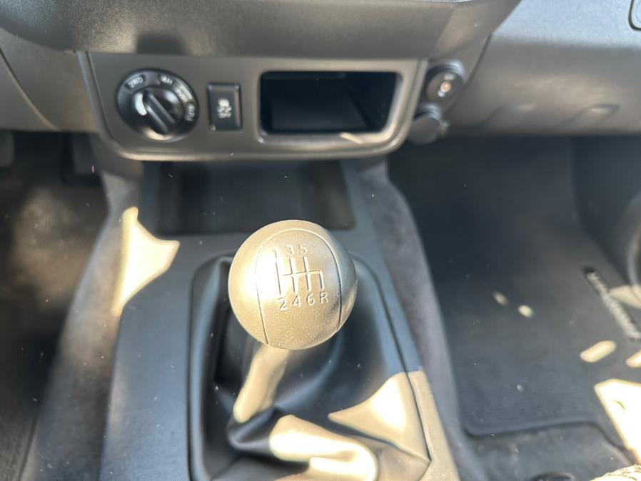 2012 Nissan Frontier 4WD King Cab Manual SV, available for sale in South Windsor, Connecticut | Mike And Tony Auto Sales, Inc. South Windsor, Connecticut 2012 Nissan Frontier 4WD King Cab Manual SV, available for sale in South Windsor, Connecticut | Mike And Tony Auto Sales, Inc. South Windsor, Connecticut