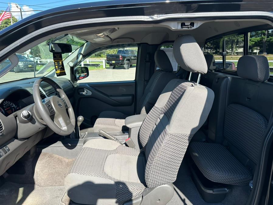 2012 Nissan Frontier 4WD King Cab Manual SV, available for sale in South Windsor, Connecticut | Mike And Tony Auto Sales, Inc. South Windsor, Connecticut 2012 Nissan Frontier 4WD King Cab Manual SV, available for sale in South Windsor, Connecticut | Mike And Tony Auto Sales, Inc. South Windsor, Connecticut