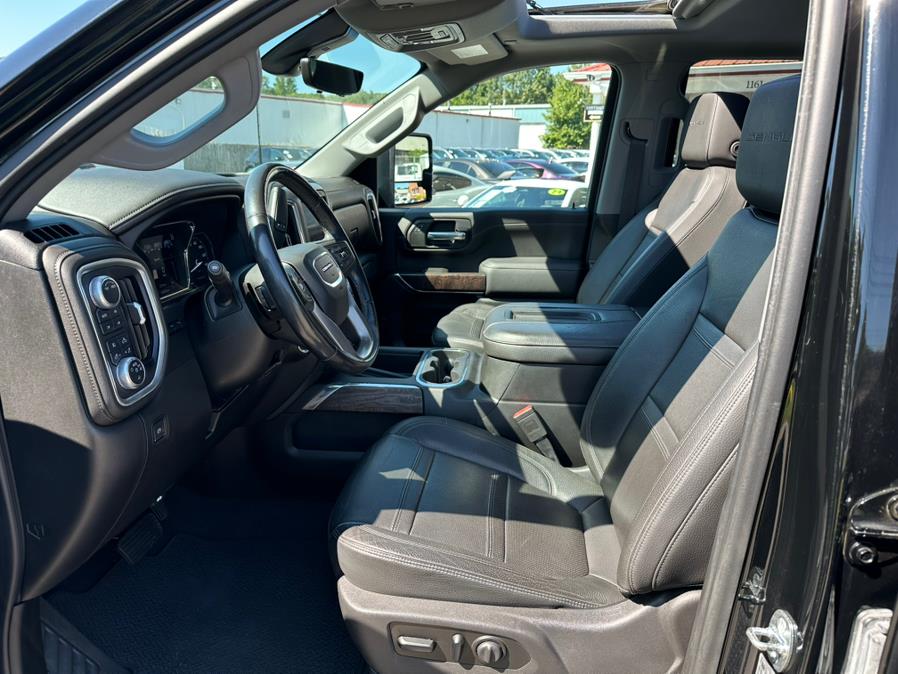 2020 GMC Sierra 2500HD 4WD Crew Cab 159" Denali, available for sale in South Windsor, Connecticut | Mike And Tony Auto Sales, Inc. South Windsor, Connecticut 2020 GMC Sierra 2500HD 4WD Crew Cab 159" Denali, available for sale in South Windsor, Connecticut | Mike And Tony Auto Sales, Inc. South Windsor, Connecticut