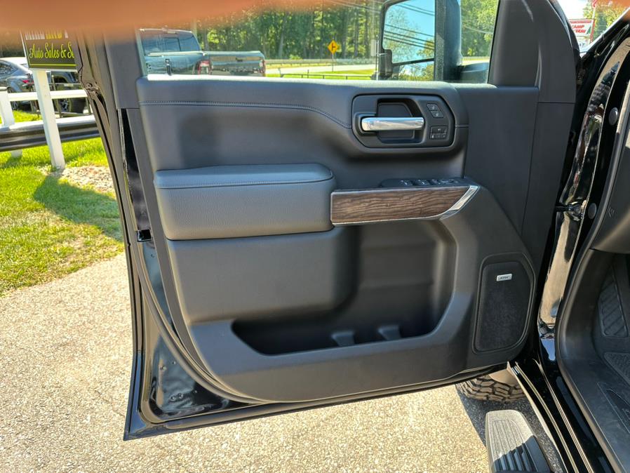 2020 GMC Sierra 2500HD 4WD Crew Cab 159" Denali, available for sale in South Windsor, Connecticut | Mike And Tony Auto Sales, Inc. South Windsor, Connecticut 2020 GMC Sierra 2500HD 4WD Crew Cab 159" Denali, available for sale in South Windsor, Connecticut | Mike And Tony Auto Sales, Inc. South Windsor, Connecticut
