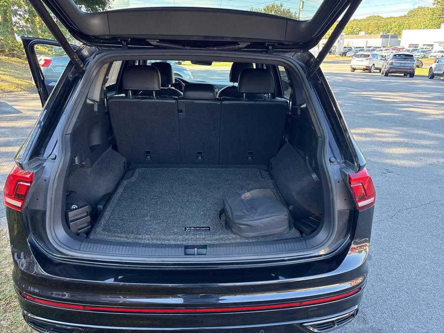 2022 Volkswagen Tiguan 2.0T SE R-Line Black 4MOTION, available for sale in Old Saybrook, Connecticut | Saybrook Auto Barn. Old Saybrook, Connecticut 2022 Volkswagen Tiguan 2.0T SE R-Line Black 4MOTION, available for sale in Old Saybrook, Connecticut | Saybrook Auto Barn. Old Saybrook, Connecticut