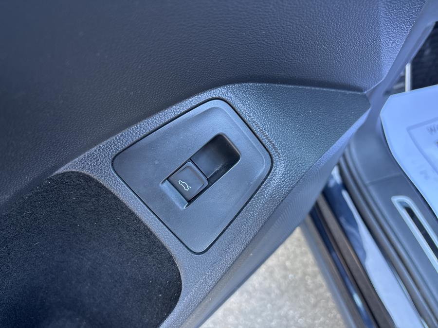 2022 Volkswagen Tiguan 2.0T SE R-Line Black 4MOTION, available for sale in Old Saybrook, Connecticut | Saybrook Auto Barn. Old Saybrook, Connecticut 2022 Volkswagen Tiguan 2.0T SE R-Line Black 4MOTION, available for sale in Old Saybrook, Connecticut | Saybrook Auto Barn. Old Saybrook, Connecticut