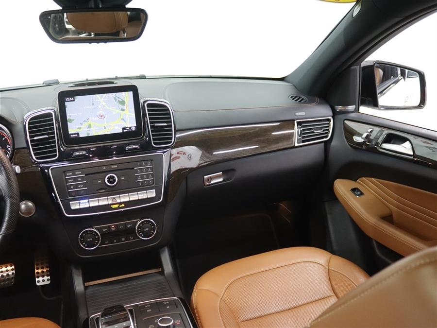 2018 Mercedes Benz GLE AMG 43 photo 18