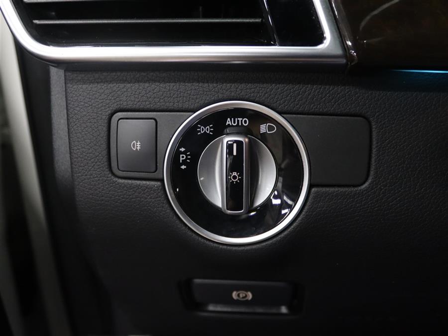 2018 Mercedes Benz GLE AMG 43 photo 23