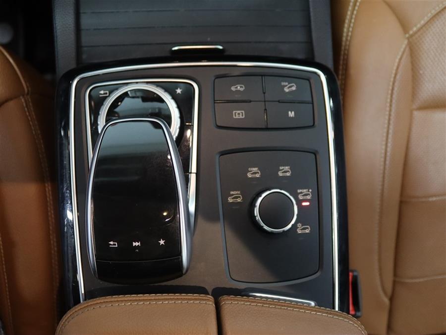 2018 Mercedes Benz GLE AMG 43 photo 32