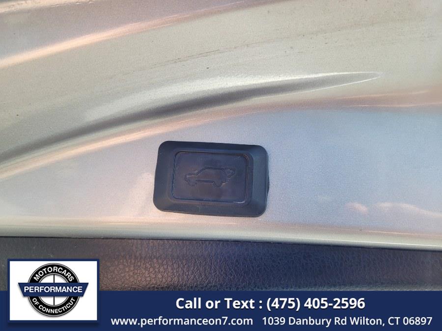 2018 Toyota RAV4 Hybrid Limited AWD (Natl), available for sale in Wilton, Connecticut | Performance Motor Cars Of Connecticut LLC. Wilton, Connecticut 2018 Toyota RAV4 Hybrid Limited AWD (Natl), available for sale in Wilton, Connecticut | Performance Motor Cars Of Connecticut LLC. Wilton, Connecticut