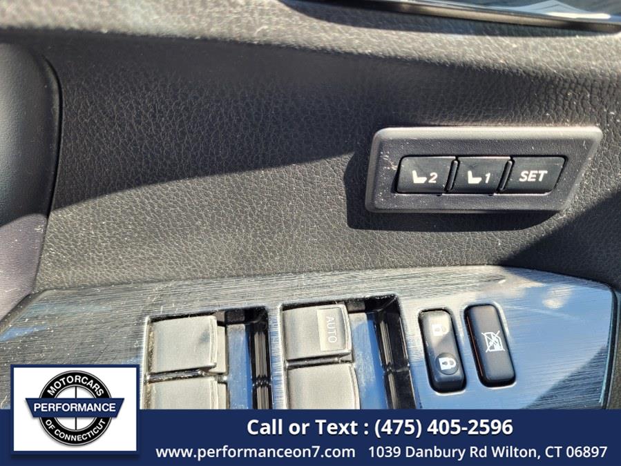 2018 Toyota RAV4 Hybrid Limited AWD (Natl), available for sale in Wilton, Connecticut | Performance Motor Cars Of Connecticut LLC. Wilton, Connecticut 2018 Toyota RAV4 Hybrid Limited AWD (Natl), available for sale in Wilton, Connecticut | Performance Motor Cars Of Connecticut LLC. Wilton, Connecticut