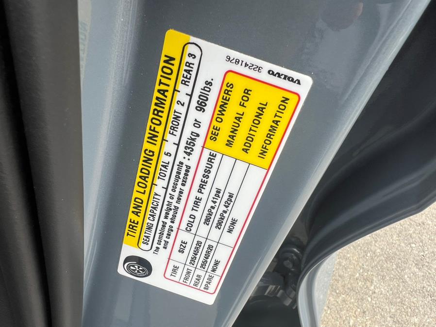 2023 Volvo C40 Recharge Twin eAWD Ultimate, available for sale in Daly City, California | Green Light Auto Wholesale. Daly City, California 2023 Volvo C40 Recharge Twin eAWD Ultimate, available for sale in Daly City, California | Green Light Auto Wholesale. Daly City, California