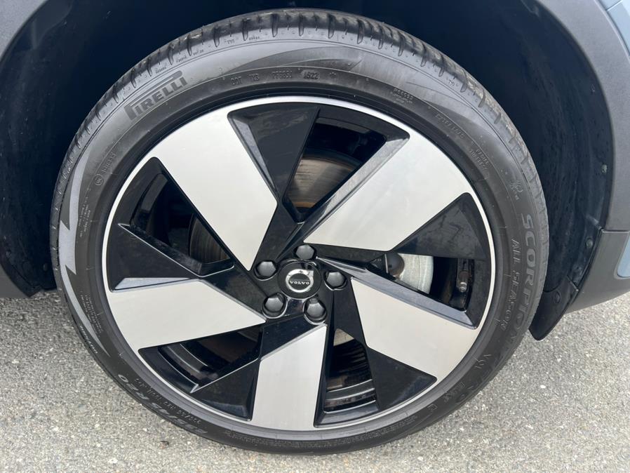 2023 Volvo C40 Recharge Twin eAWD Ultimate, available for sale in Daly City, California | Green Light Auto Wholesale. Daly City, California 2023 Volvo C40 Recharge Twin eAWD Ultimate, available for sale in Daly City, California | Green Light Auto Wholesale. Daly City, California