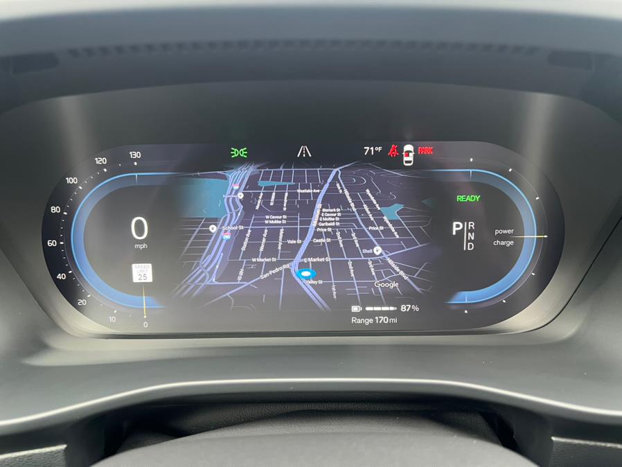 2023 Volvo C40 Recharge Twin eAWD Ultimate, available for sale in Daly City, California | Green Light Auto Wholesale. Daly City, California 2023 Volvo C40 Recharge Twin eAWD Ultimate, available for sale in Daly City, California | Green Light Auto Wholesale. Daly City, California