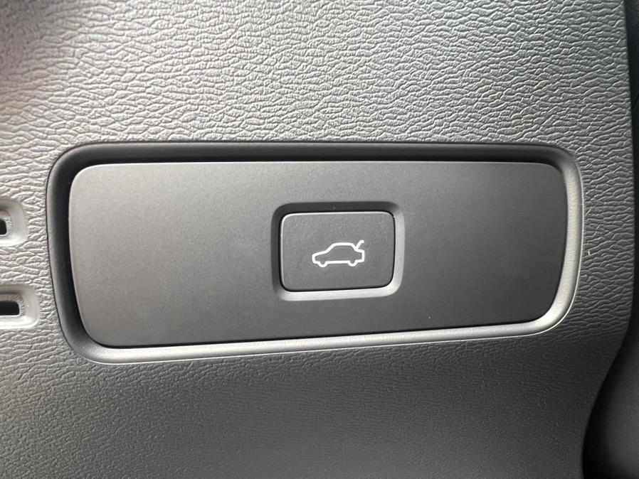 2023 Volvo C40 Recharge Twin eAWD Ultimate, available for sale in Daly City, California | Green Light Auto Wholesale. Daly City, California 2023 Volvo C40 Recharge Twin eAWD Ultimate, available for sale in Daly City, California | Green Light Auto Wholesale. Daly City, California