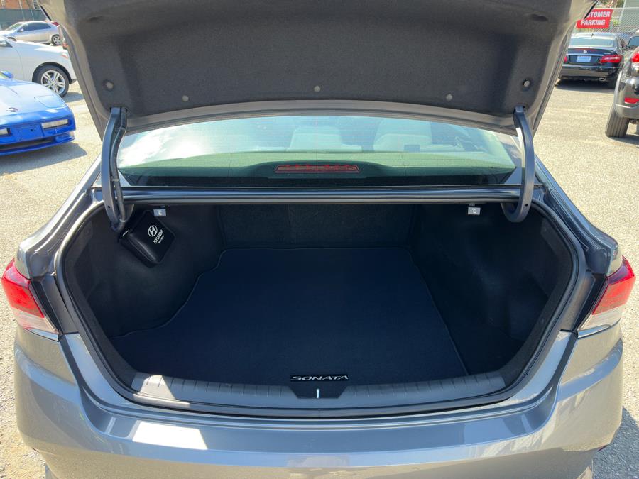 2018 Hyundai Sonata SE 2.4L SULEV, available for sale in Irvington , New Jersey | Auto Haus of Irvington Corp. Irvington , New Jersey 2018 Hyundai Sonata SE 2.4L SULEV, available for sale in Irvington , New Jersey | Auto Haus of Irvington Corp. Irvington , New Jersey
