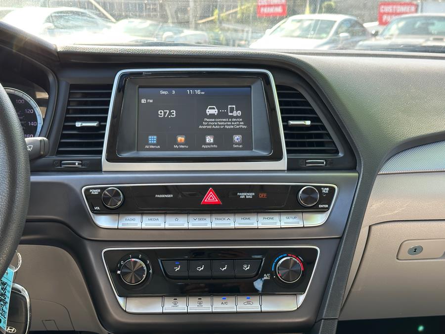 2018 Hyundai Sonata SE 2.4L SULEV, available for sale in Irvington , New Jersey | Auto Haus of Irvington Corp. Irvington , New Jersey 2018 Hyundai Sonata SE 2.4L SULEV, available for sale in Irvington , New Jersey | Auto Haus of Irvington Corp. Irvington , New Jersey