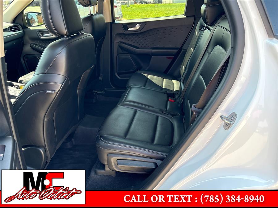 2020 Ford Escape SEL AWD, available for sale in Colby, Kansas | M C Auto Outlet Inc. Colby, Kansas 2020 Ford Escape SEL AWD, available for sale in Colby, Kansas | M C Auto Outlet Inc. Colby, Kansas