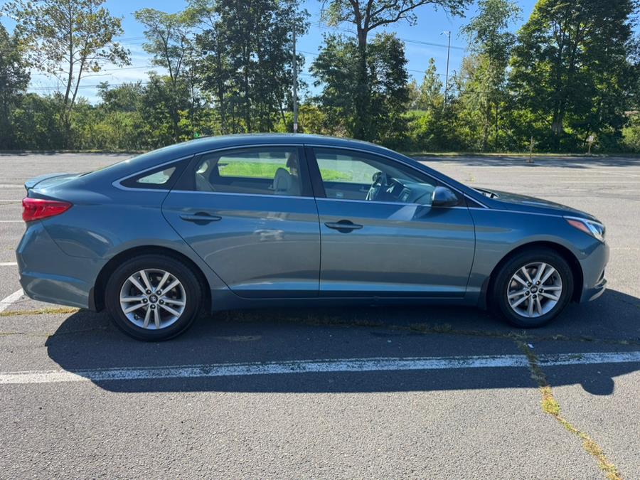 2017 Hyundai Sonata SE 2.4L, available for sale in New Britain, Connecticut | Supreme Automotive. New Britain, Connecticut 2017 Hyundai Sonata SE 2.4L, available for sale in New Britain, Connecticut | Supreme Automotive. New Britain, Connecticut