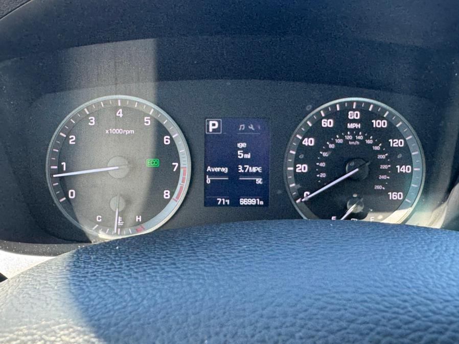 2017 Hyundai Sonata SE 2.4L, available for sale in New Britain, Connecticut | Supreme Automotive. New Britain, Connecticut 2017 Hyundai Sonata SE 2.4L, available for sale in New Britain, Connecticut | Supreme Automotive. New Britain, Connecticut