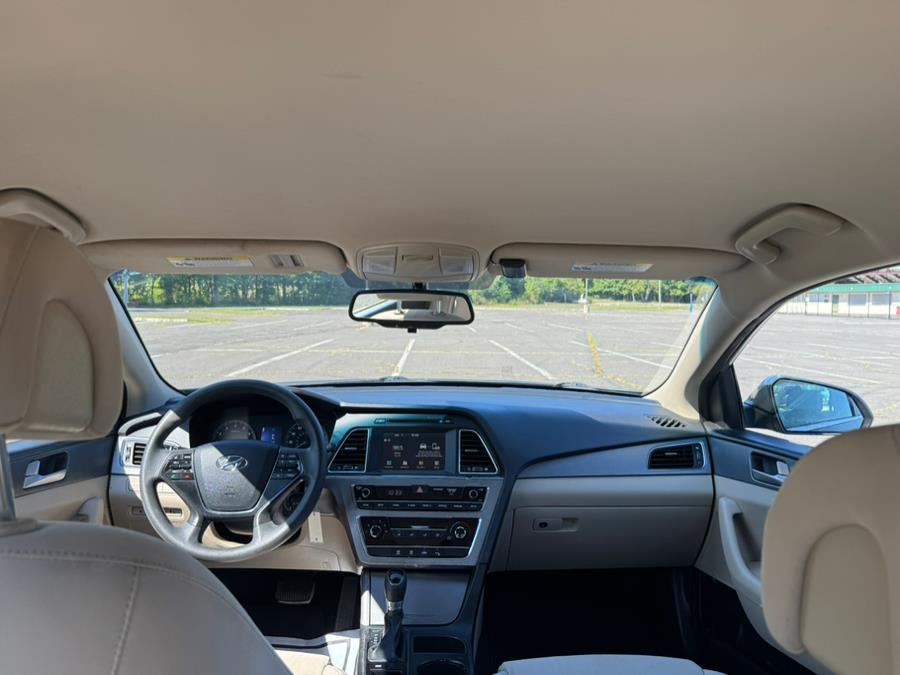2017 Hyundai Sonata SE 2.4L, available for sale in New Britain, Connecticut | Supreme Automotive. New Britain, Connecticut 2017 Hyundai Sonata SE 2.4L, available for sale in New Britain, Connecticut | Supreme Automotive. New Britain, Connecticut