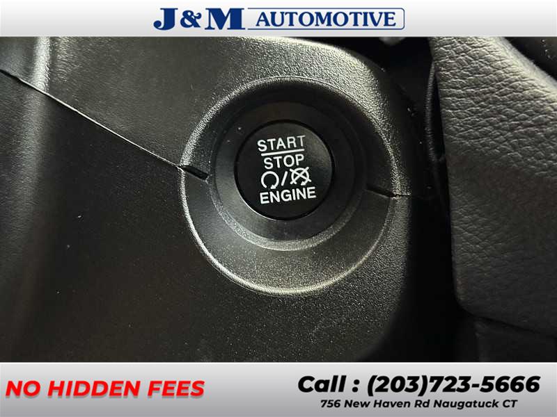 2018 Jeep Compass Latitude, available for sale in Naugatuck, Connecticut | J&M Automotive Sls&Svc LLC. Naugatuck, Connecticut 2018 Jeep Compass Latitude, available for sale in Naugatuck, Connecticut | J&M Automotive Sls&Svc LLC. Naugatuck, Connecticut