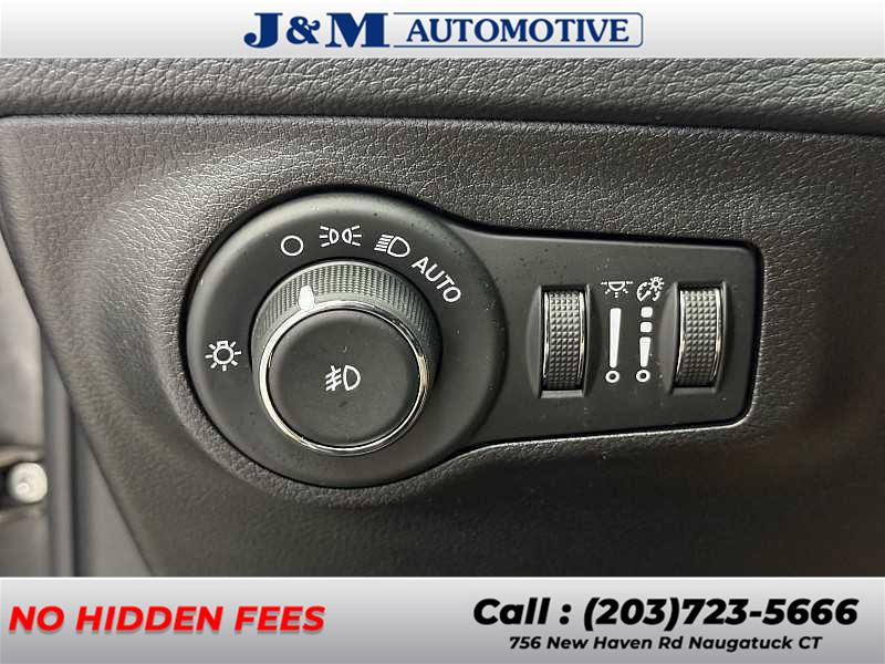 2018 Jeep Compass Latitude, available for sale in Naugatuck, Connecticut | J&M Automotive Sls&Svc LLC. Naugatuck, Connecticut 2018 Jeep Compass Latitude, available for sale in Naugatuck, Connecticut | J&M Automotive Sls&Svc LLC. Naugatuck, Connecticut