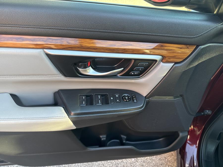 2018 Honda CR-V EX-L AWD w/Navi, available for sale in Worcester, Massachusetts | Worcester Auto Outlet LLC. Worcester, Massachusetts 2018 Honda CR-V EX-L AWD w/Navi, available for sale in Worcester, Massachusetts | Worcester Auto Outlet LLC. Worcester, Massachusetts