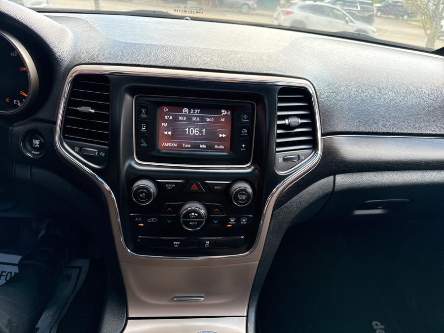 2014 Jeep Grand Cherokee 4WD 4dr Laredo, available for sale in Worcester, Massachusetts | Worcester Auto Outlet LLC. Worcester, Massachusetts 2014 Jeep Grand Cherokee 4WD 4dr Laredo, available for sale in Worcester, Massachusetts | Worcester Auto Outlet LLC. Worcester, Massachusetts