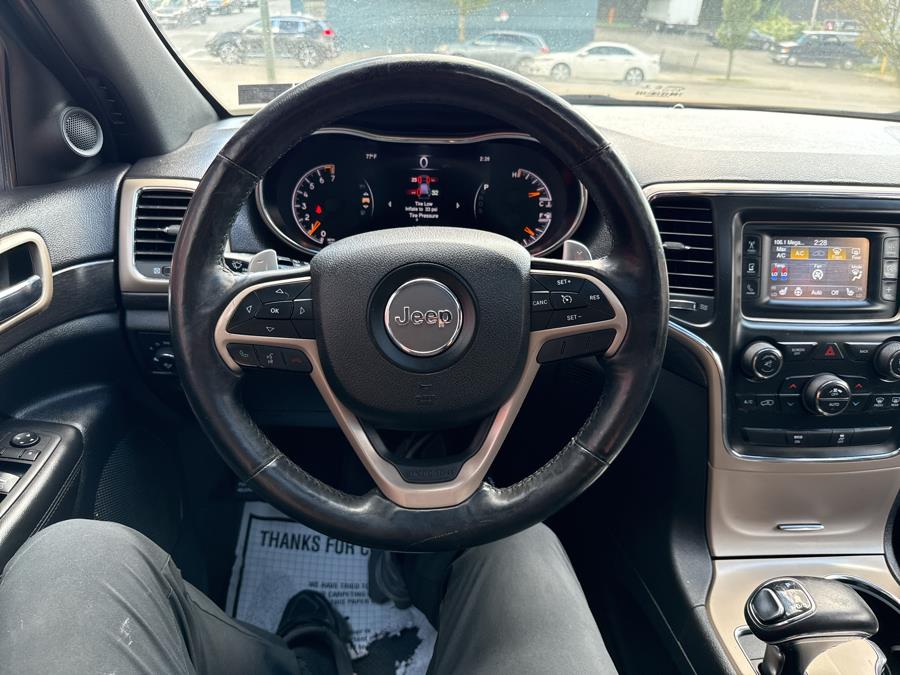 2014 Jeep Grand Cherokee 4WD 4dr Laredo, available for sale in Worcester, Massachusetts | Worcester Auto Outlet LLC. Worcester, Massachusetts 2014 Jeep Grand Cherokee 4WD 4dr Laredo, available for sale in Worcester, Massachusetts | Worcester Auto Outlet LLC. Worcester, Massachusetts