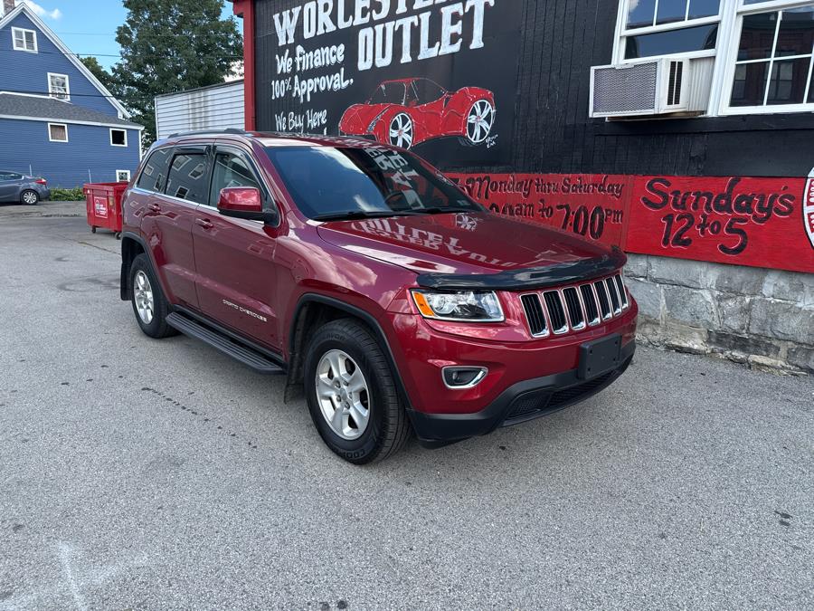 2014 Jeep Grand Cherokee 4WD 4dr Laredo, available for sale in Worcester, Massachusetts | Worcester Auto Outlet LLC. Worcester, Massachusetts 2014 Jeep Grand Cherokee 4WD 4dr Laredo, available for sale in Worcester, Massachusetts | Worcester Auto Outlet LLC. Worcester, Massachusetts