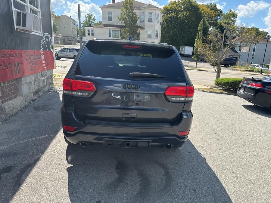 2014 Jeep Grand Cherokee 4WD 4dr Laredo, available for sale in Worcester, Massachusetts | Worcester Auto Outlet LLC. Worcester, Massachusetts 2014 Jeep Grand Cherokee 4WD 4dr Laredo, available for sale in Worcester, Massachusetts | Worcester Auto Outlet LLC. Worcester, Massachusetts